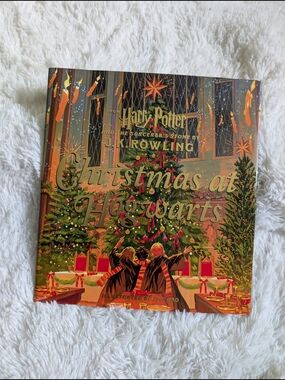 Harry Potter Christmas at Hogwarts Illustrated Hardcover Book